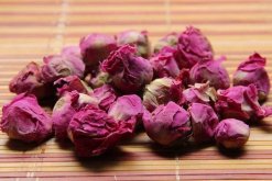 芍藥花茶怎么制作，制作方法簡單且功效齊全"