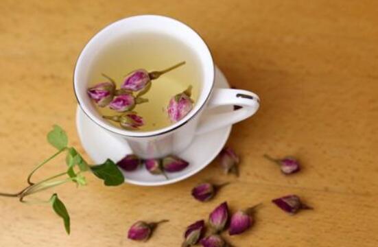 玫瑰花茶的功效與作用，美容養顏、促進新成代謝、減肥"